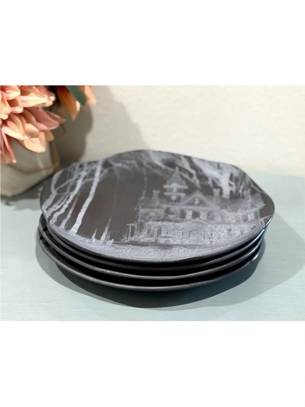 New Corona Halloween Haunted House Black Dinner Plates 10.5